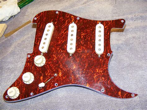 Lindy Fralin Vintage Hot Stratocaster Pickups Reverb