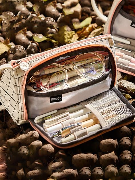 Пенал в клетку