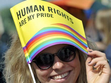 Corte Europea Partner Gay Possono Adottare Figli Dei Compagni Gay It