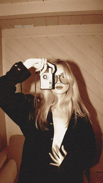 Chloe Rose Robertson Chloeroserobertson Nude OnlyFans The Fappening