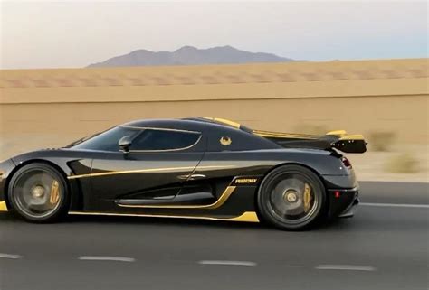 Koenigsegg Agera Rs Phoenix Destroys A Tesla Model S Plaid In A Race