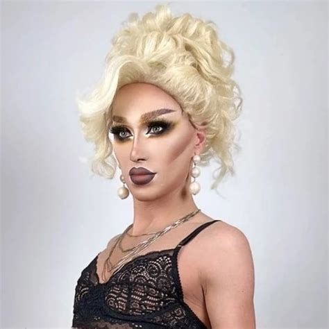 Femboy Iskra Sissy Fuck Shemale Latex Latex Porn Feat IskraElectrical49 XHamster