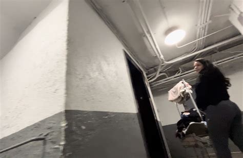 Colombian Babe Doing Laundry Spandex Leggings Yoga Pants Forum