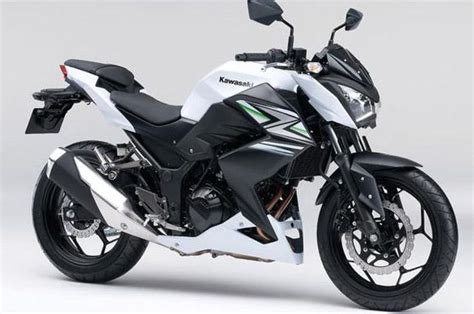 Seken Keren Kawasaki Z250 Naked Bike Bertampang Gahar Yang Harga Sekennya Nempel Motor Sport