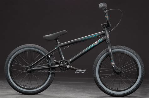 WeThePeople Arcade 18 2012 - Specifications | Reviews | Shops