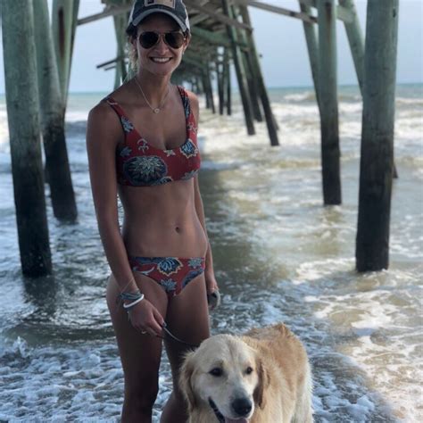 Hot Sexy Jill McCormick Bikini Pics