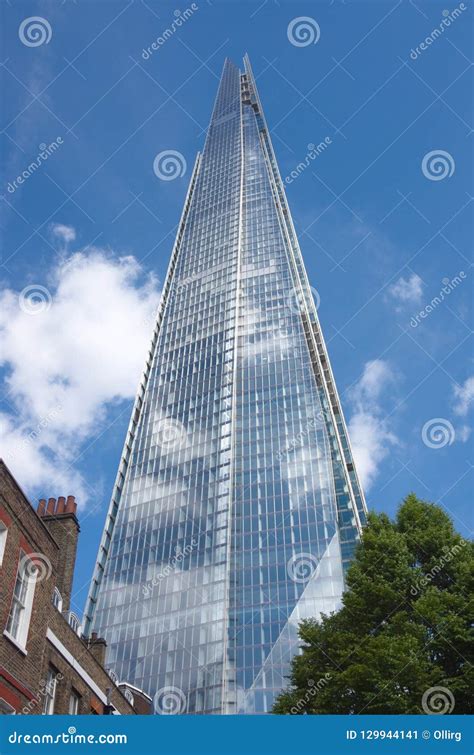 The Shard, the Tallest Building in Europe, Editorial Photo - Image of ...