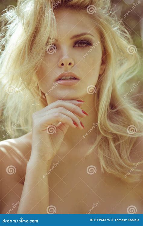 Beautifull Woman Close Up Portrait Of Blonde Outdoor Stock Image Image Of Cheerful Elegance