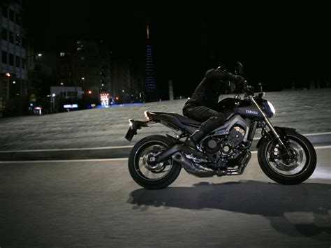 Yamaha MT datos oficiales y fotos de la nueva naked bicilíndrica