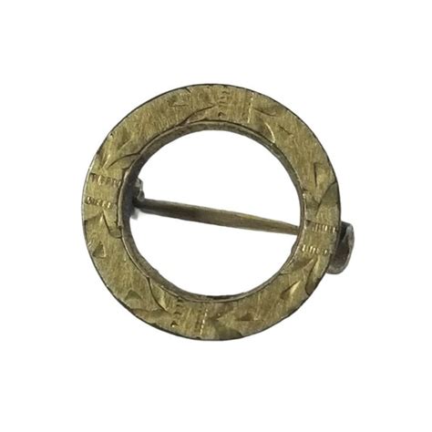 Vintage Lingerie Pin Round Circle Gold Toned 1 2 Inch Gem