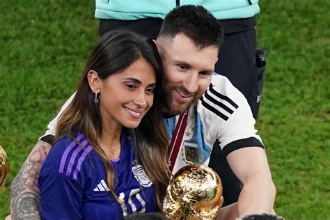 Lionel Messi And His Girlfriend Antonella Roccuzzo Photo Playersgf My XXX Hot Girl