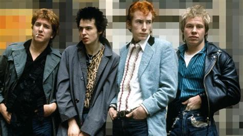 Miembros de SEX PISTOLS regresan a la corte Según Associated Press METALROCK CLUB