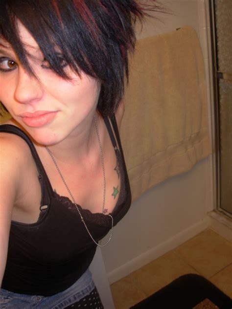 Emo Amateur Couple Mobile Homemade Porn Sharing