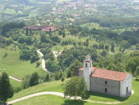 Chiesetta Di San Pietro Kirche Outdooractive