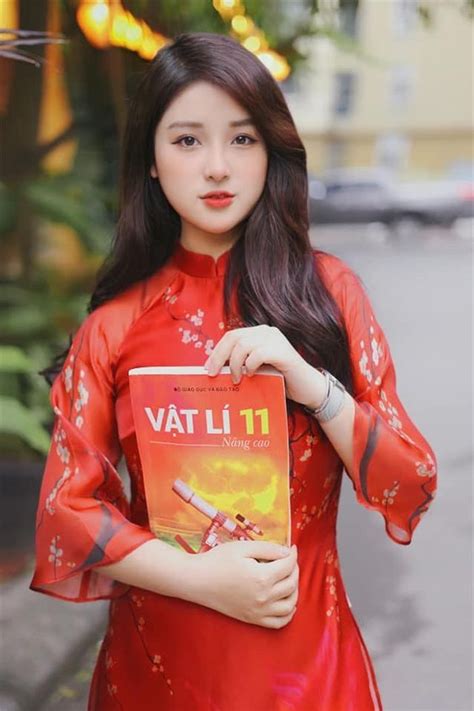 Hot girl giáo viên Vật Lý năm nào giờ ra sao Người đẹp Việt Giải Trí