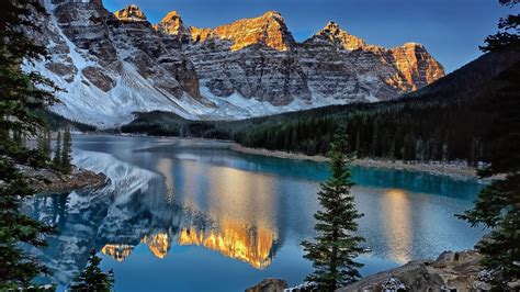 X Banff National Park Valley Of The Ten Peaks Lake Of Moraine