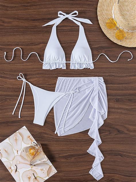 Conjunto De Bikini Blanco Con Copa Triangular Y Con Tirantes Al Cuello Con Vestido De