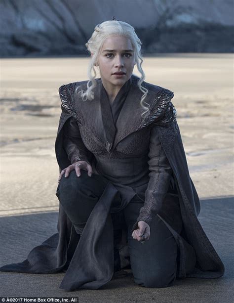 Emilia Clarke And Kit Harrington Admit GOT Sex Was Weird Daily Mail Online