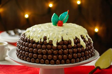 Malteser Christmas Cake