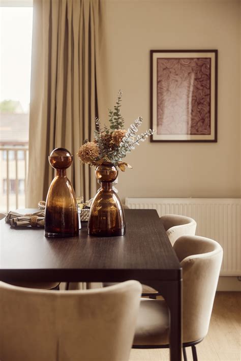 Leasing agents explain the new apartments apartments for rent rules 9