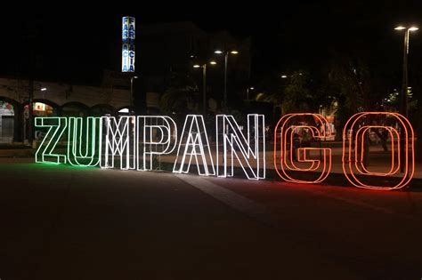 VivaMéxico Conmemorando 213 Años de Independencia Una Gesta Heroica