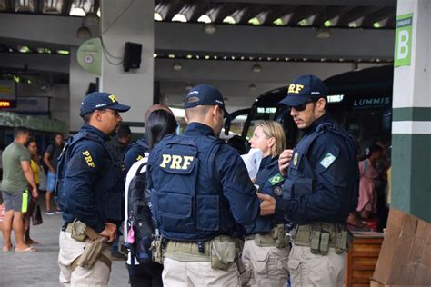 PRF reforça importância do cinto de segurança em ação no terminal