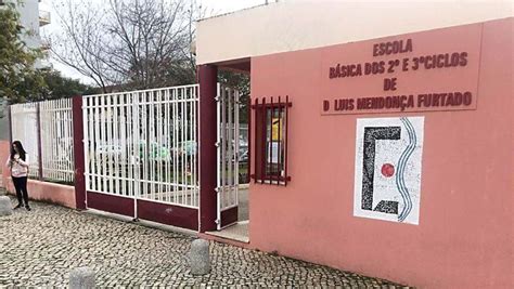 Sarna Em Escola Do Barreiro Sociedade Correio Da Manh