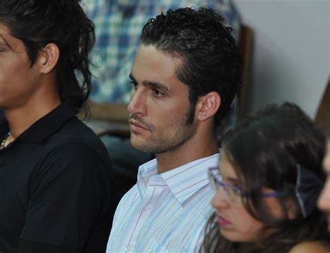 Gay Ekfansi Snails In The Rain A Film By Yariv Mozer