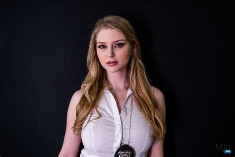 Brooklyn Six Nine Becky Bandini Bunny Colby 004 Porn Pic