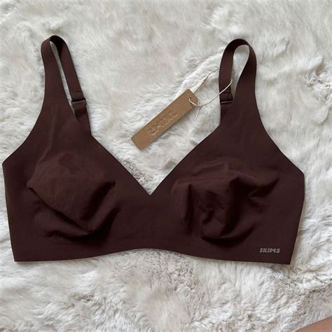 SKIMS Intimates Sleepwear Skims Naked Plunge Bra Cocoa Size L Poshmark