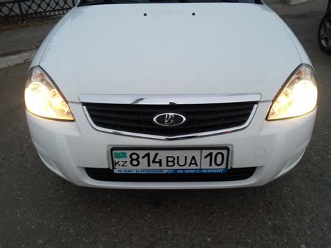 Замена лампы ближнего света — LADA Приора седан, 1,6 л., 2013 года ...