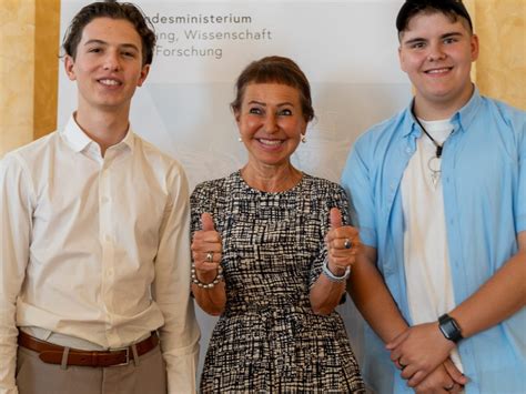 Schülerinnen und Schüler bestimmen neuen Lehrplan mit Feldkirch VOL AT