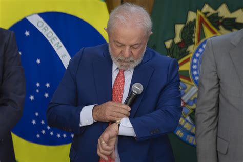 Tcu Determina Que Lula Pode Ficar Rel Gio De R Mil Metr Poles