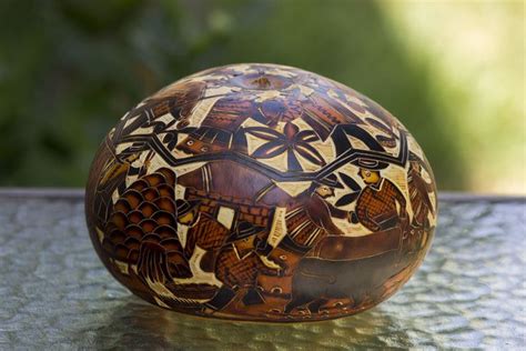 This Peruvian Gourd Has Been Made By Hand By Peruvian Aritisans It Has