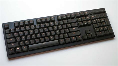 Razer Deathstalker V2 Pro Review - BusinessCircle