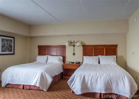 HAMPTON INN & SUITES KNOXVILLE-DOWNTOWN