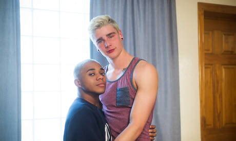 American Pornstars Hunk Travis Stevens And Stud Marcell Tykes Have A Good Interracial Anal Sex