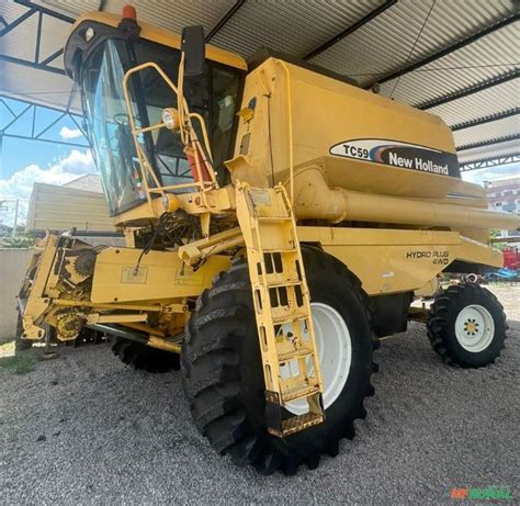 Colheitadeira New Holland tc 59 Ano 2005 em Lagoa Vermelha RS à 448061