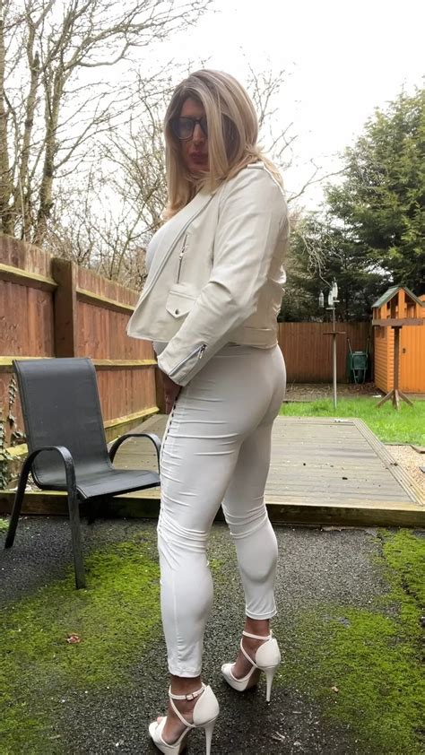 Amateur Crossdresser Kellycd Sexy Milf Masturbating Pics Xhamster