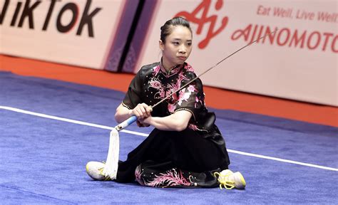 Hot girl wushu Dương Thúy Vi đón sinh nhật bằng HCV SEA Games