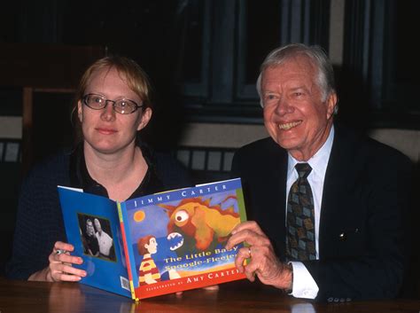 Details on Jimmy & Rosalynn Carter’s Daughter Amy Carter’s Life Now