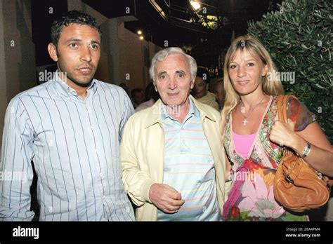 Charles Aznavour Et Sa Fille Banque De Photographies Et Dimages