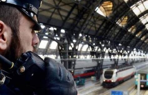 Milano Donna Violentata Nell Ascensore Della Stazione Centrale