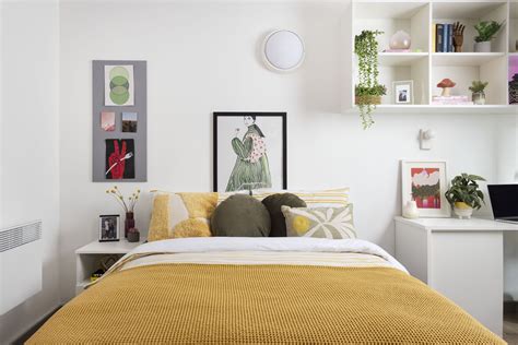 Directions to New Medlock House via Manchester Public Transit 6