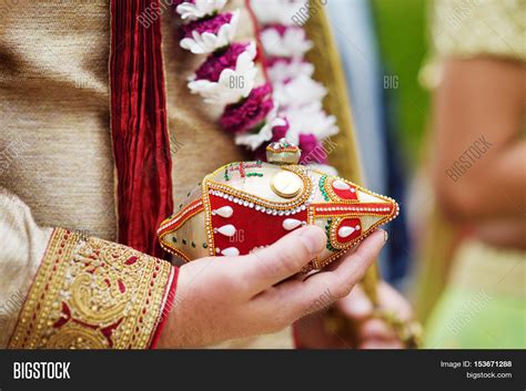 Amazing Hindu Wedding Image And Photo Free Trial Bigstock