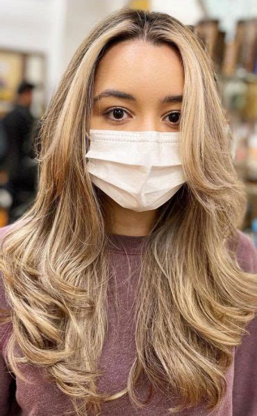 Trendy Ways To Wear Curtain Bangs Bronde Layered Cut Blonde Bangs