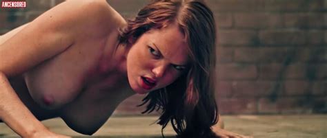 Kelsey Carlisle Nuda Anni In Amazon Hot Box