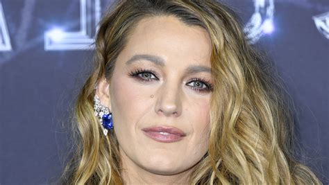 The Secret Behind Blake Lively S Iconic Nude Lip Combo