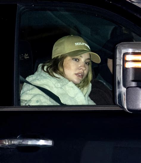 Madelyn Cline, Boyfriend Pete Davidson Spotted Leaving His Comedy Show ...