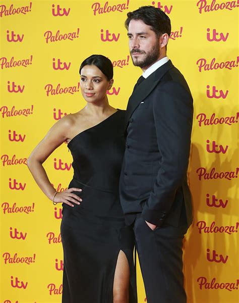 Emmerdale Fiona Wade Is Married To Former Co Star Simon Cotton